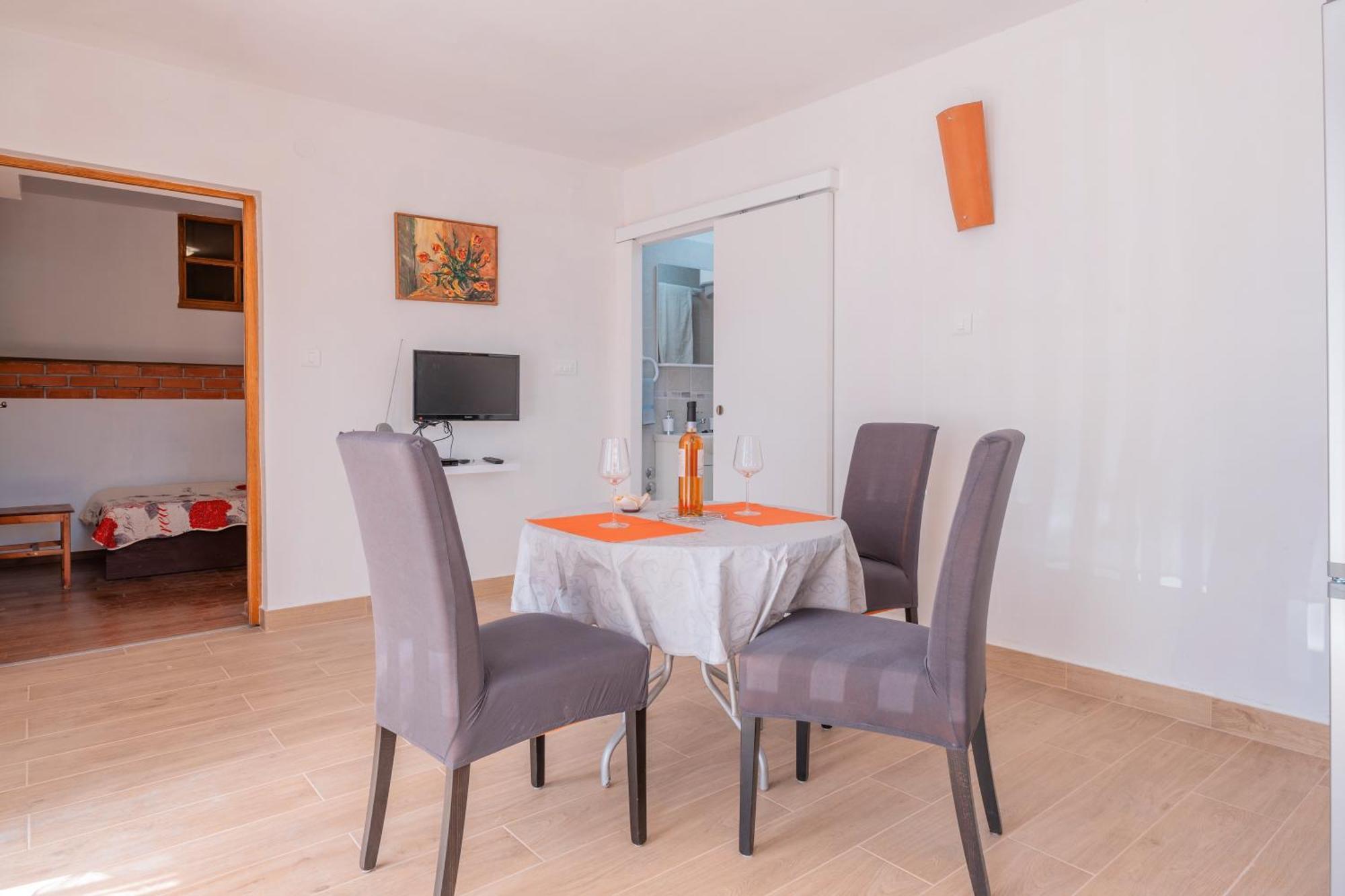 Apartments Ema شيبينيك المظهر الخارجي الصورة